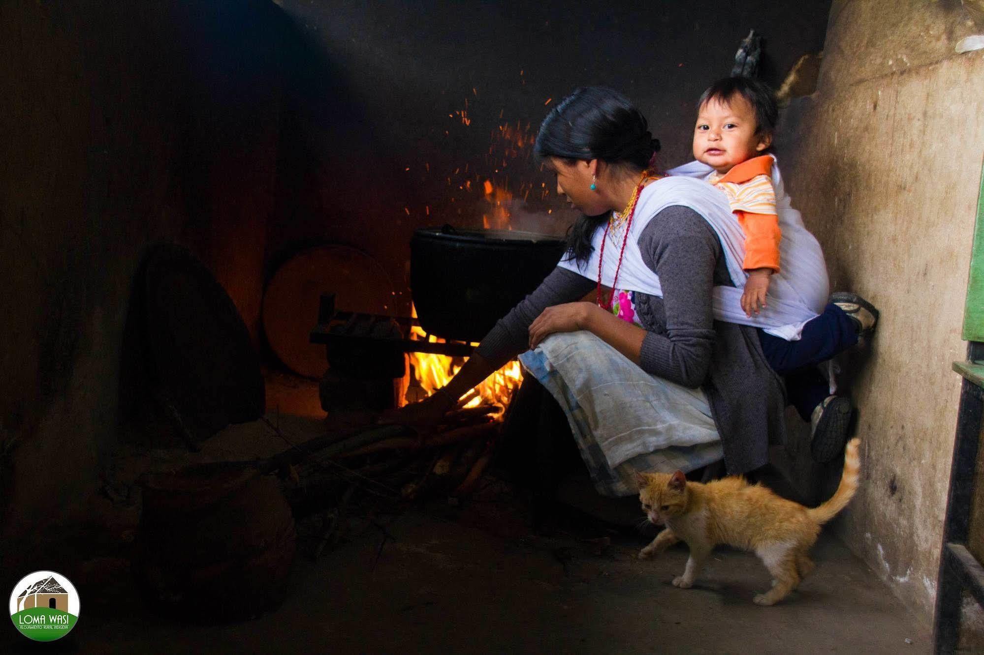 Loma Wasi Rural Indigena En * Cotacachi
